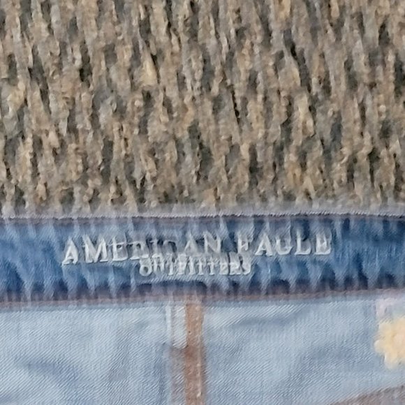 American Eagle Outfitters Floral Embroidered Denim Mini Skirt Size 8 - Picture 13 of 16